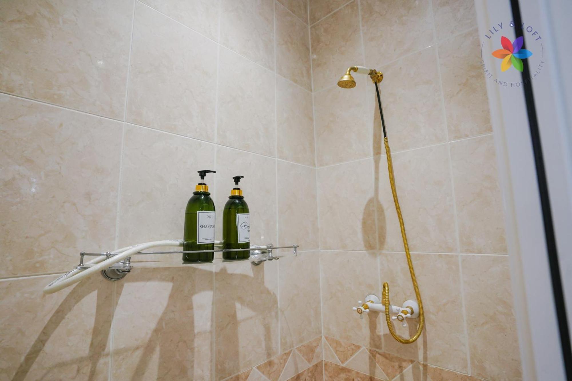 Villa 40p, Bangsar With Pool/karaoke/gathering/bbq