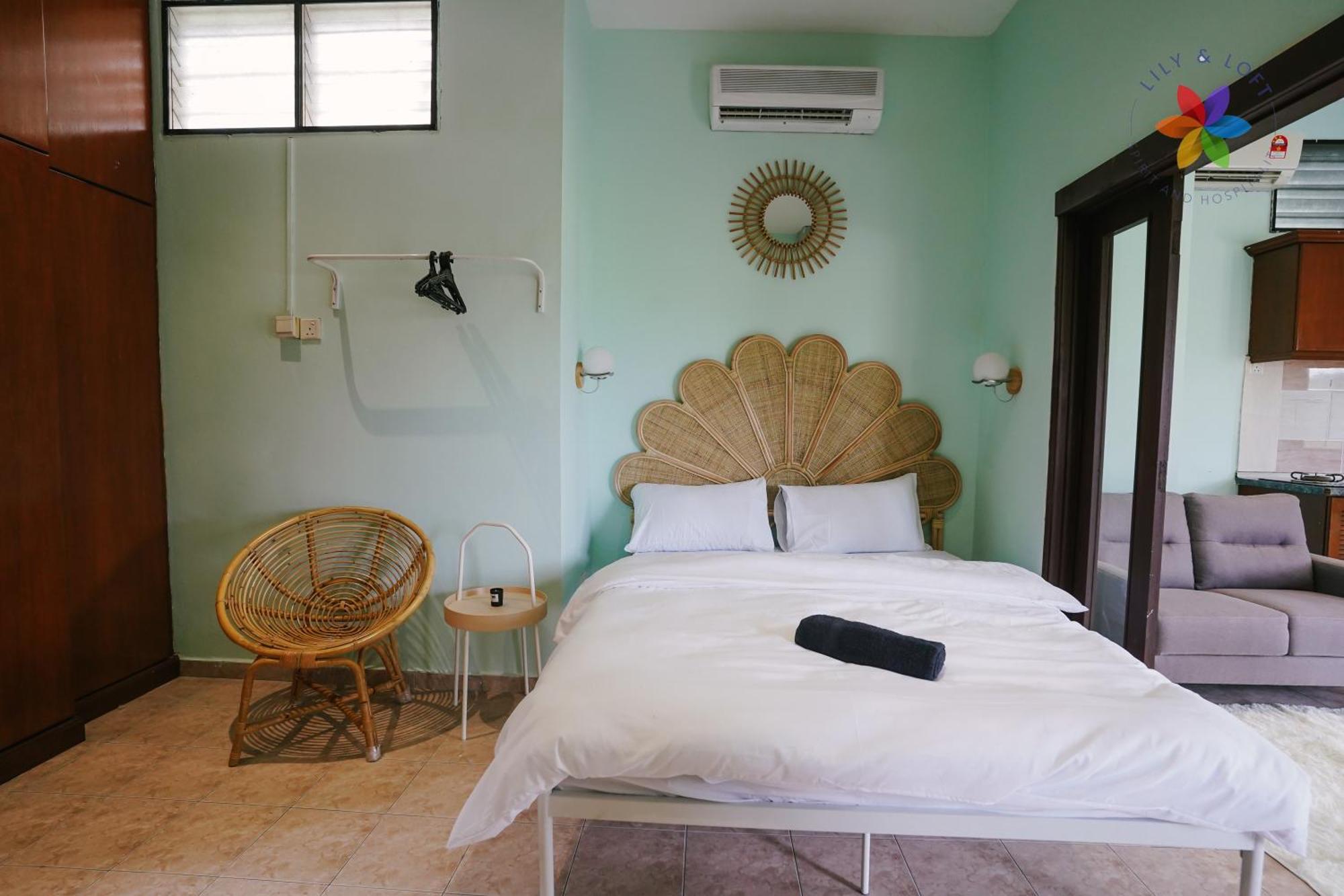 40p, Bangsar With Pool/karaoke/gathering/bbq Kuala Lumpur