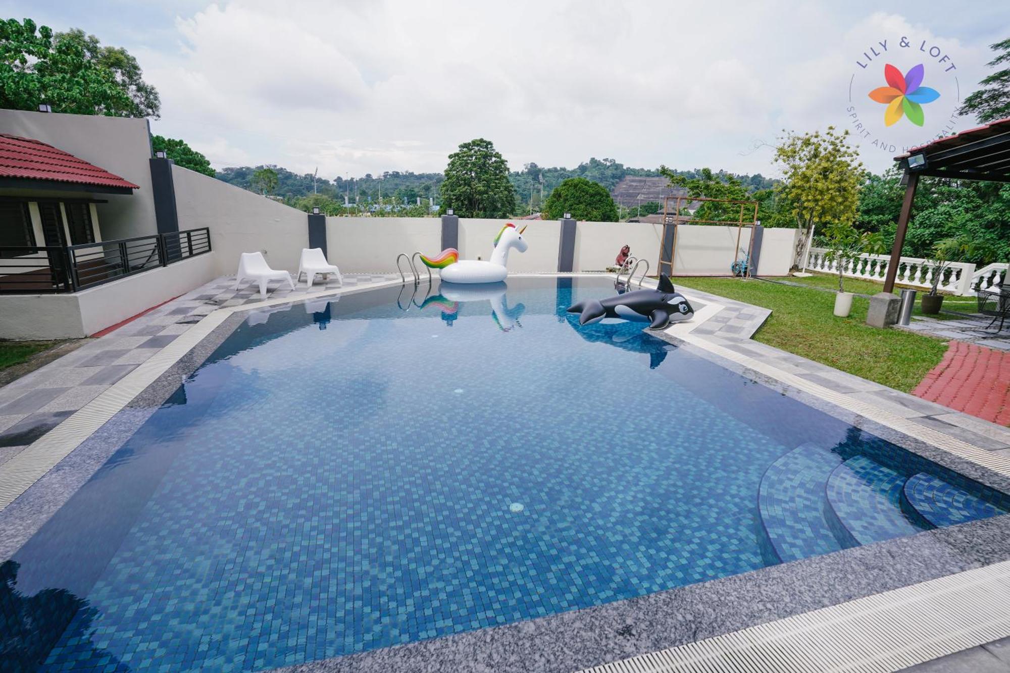 40p, Bangsar With Pool/karaoke/gathering/bbq Vila Kuala Lumpur