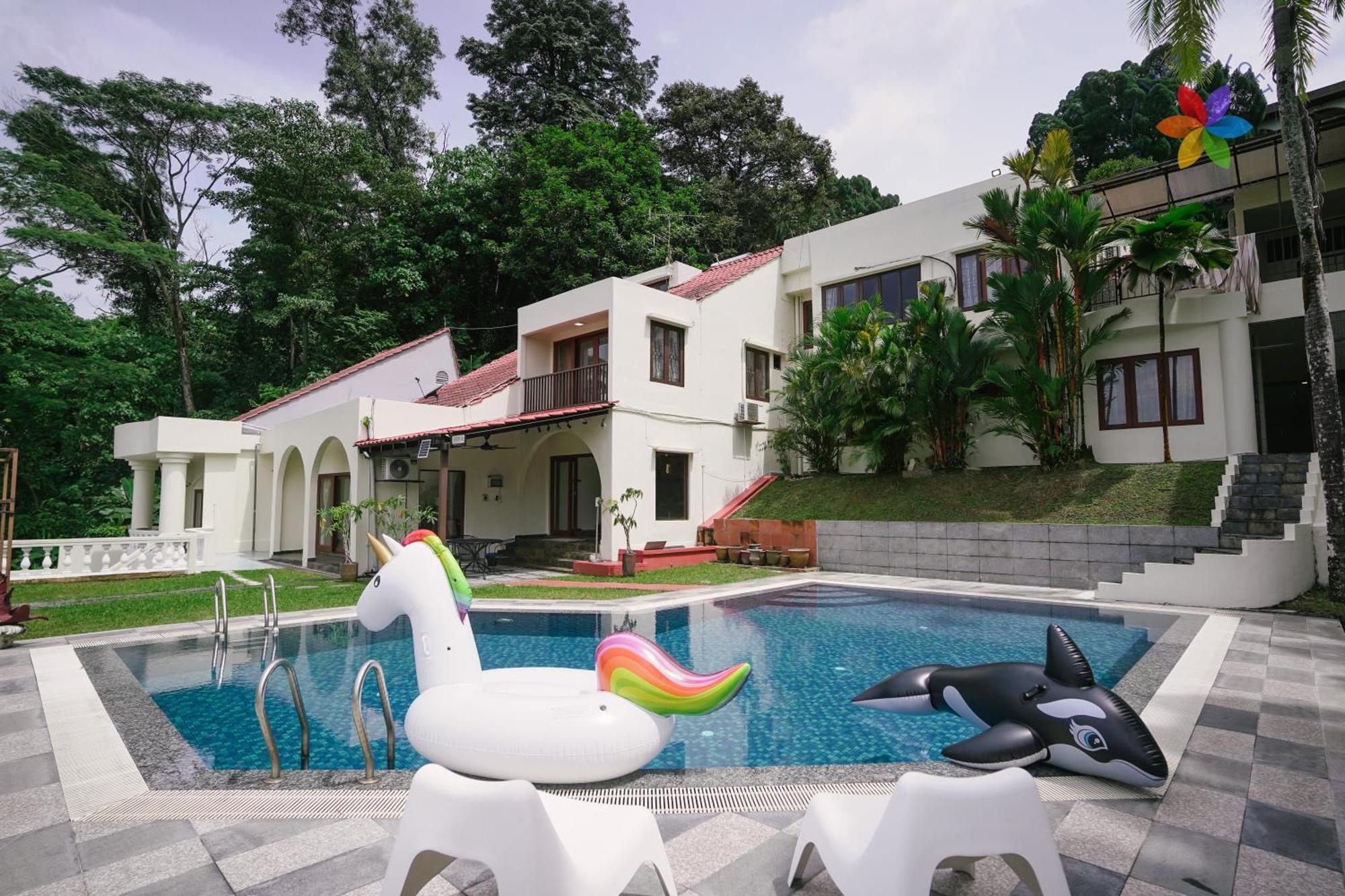 40p, Bangsar With Pool/karaoke/gathering/bbq *