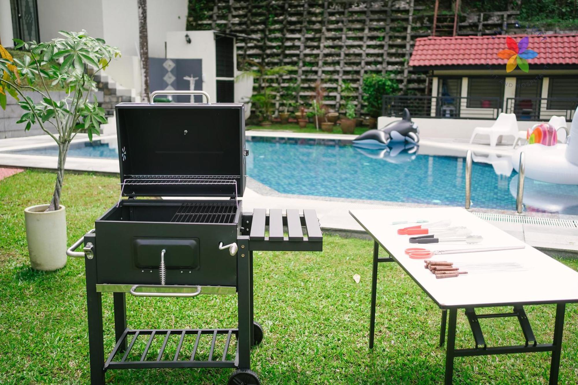 Vila 40p, Bangsar With Pool/karaoke/gathering/bbq *